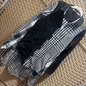 Coco + Carmen Black and White Long Sleeve Dress